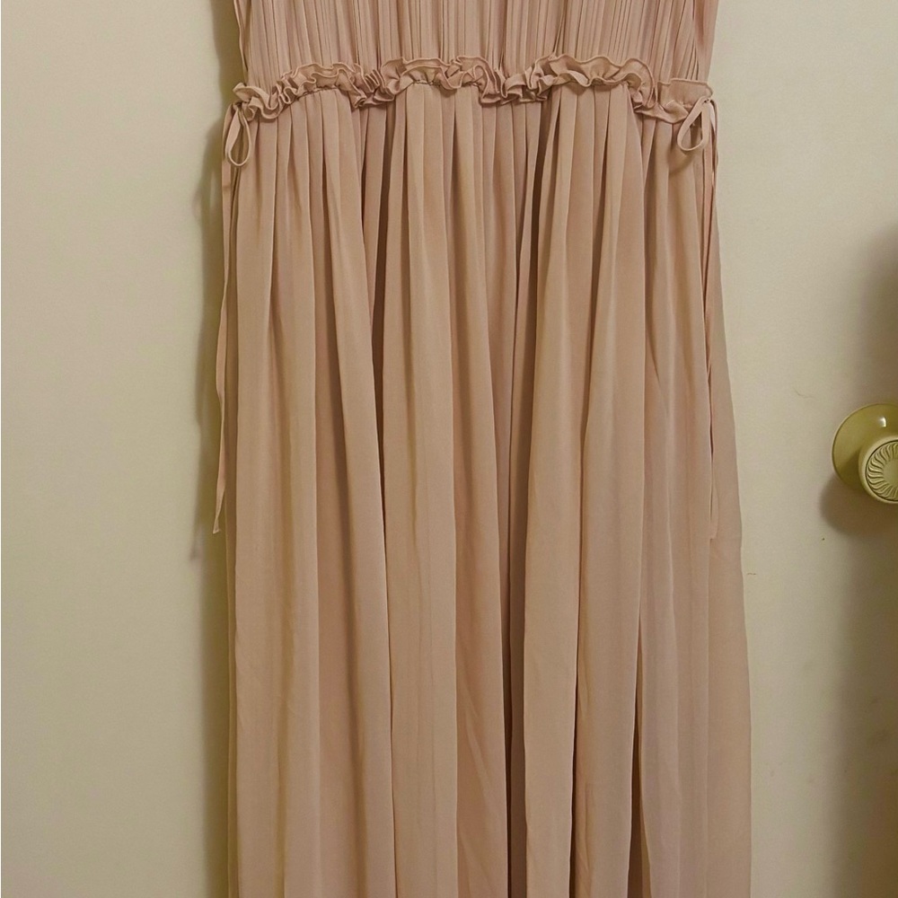 H&M | Elegant Blush Chiffon Bridesmaids Dress